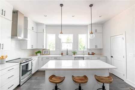 1207 E 36th St Charlotte, NC 28205
