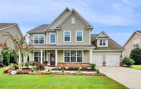 1626 Fairntosh Dr Fort Mill, SC 29715