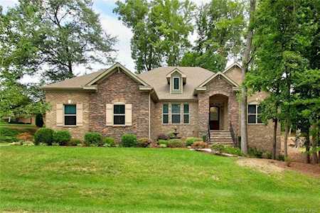 7592 Turnberry Ln Stanley, NC 28164