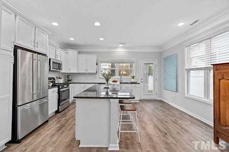 1212 Brown Velvet Lane Apex, NC 27523