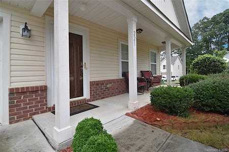221 English Oak Ln Landis, NC 28088
