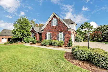 7927 Grimsby Circle Harrisburg, NC 28075