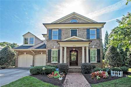 8424 Robbins Crescent Dr Cornelius, NC 28031