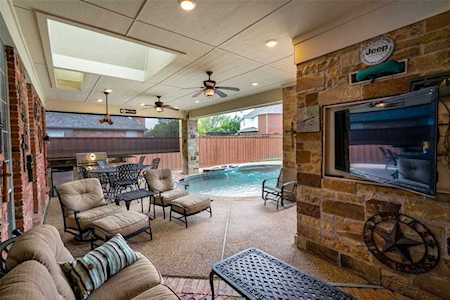 2004 Tarrant Lane Colleyville, TX 76034