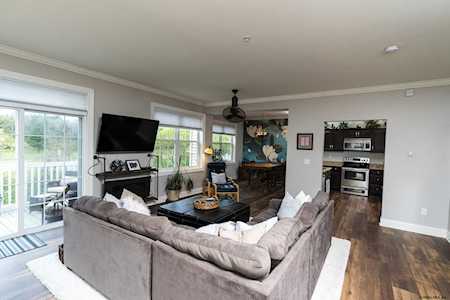 5208 Admirals Walk Dr Cohoes, NY 12047