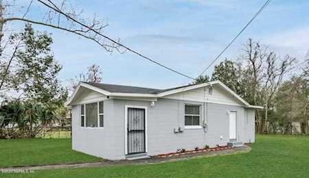 5850 Paris Ave Jacksonville, FL 32209