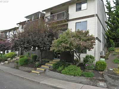 12115 SW King Arthur St King City, OR 97224