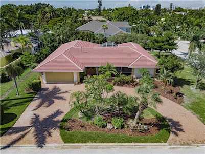 343 Bob White WAY Sarasota, FL 34236