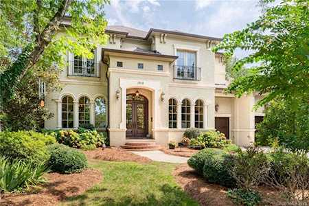 2518 Tower Ct Charlotte, NC 28209
