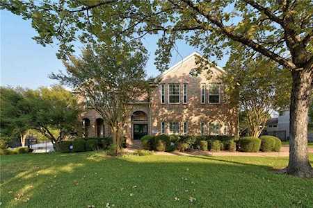 2301 Cliffs Edge DR Austin, TX 78733