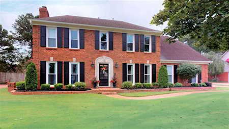 9181 Grey Cliff Dr Germantown, TN 38139