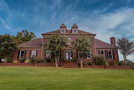 448 Wolf View Cv Memphis, TN 38018
