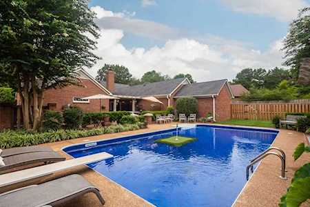 474 N Walnut Bend Dr Memphis, TN 38018