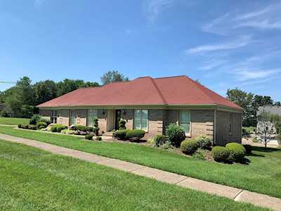 908 Thorpe Dr Louisville, KY 40243