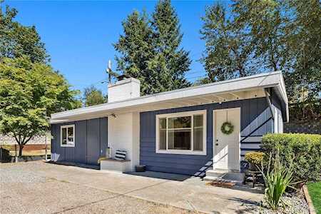 22519 SE Bain Rd Maple Valley, WA 98038