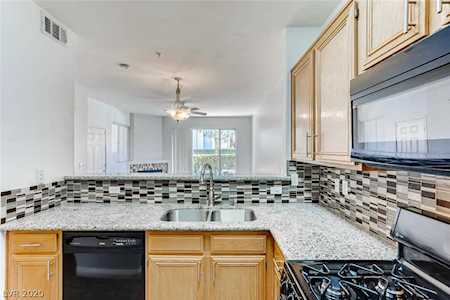 7103 Durango Dr #102 Las Vegas, NV 89113