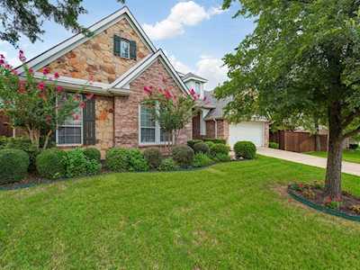 977 Water Oak Drive Grapevine, TX 76051