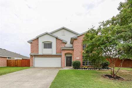 300 Willowlake Drive Little Elm, TX 75068