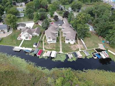 510 S Harkless Drive #6 Syracuse, IN 46567