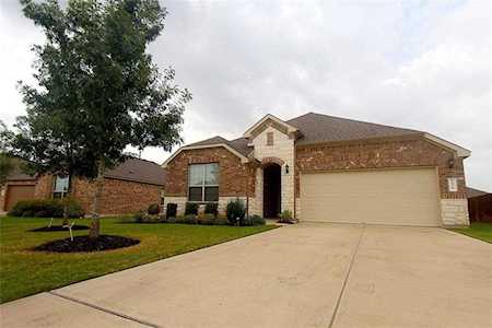 1929 Little George Dr Leander, TX 78641