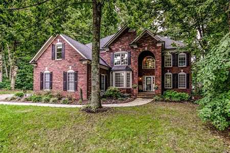 9609 Chimney Springs Place Charlotte, NC 28269