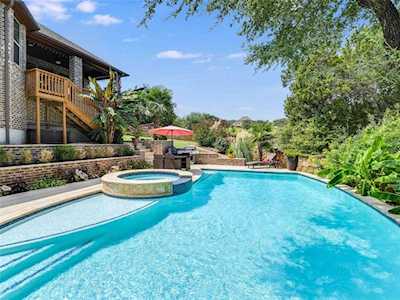 102 Crampton CV Austin, TX 78737