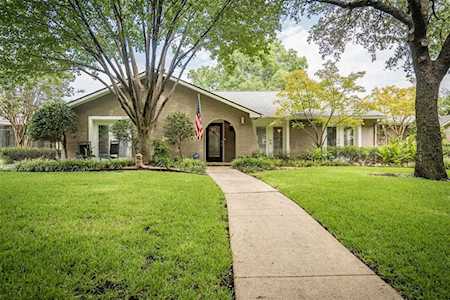 7251 Brennans Drive Dallas, TX 75214