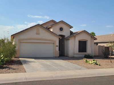 2568 S Moccasin Trail Gilbert, AZ 85295