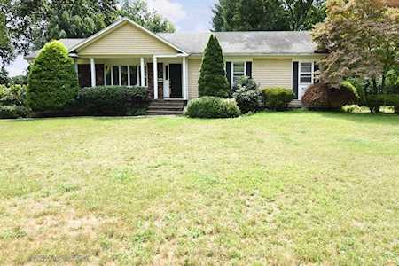 12 Fair Oaks Dr Lincoln, RI 02865