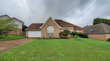 855 E Tropicana Dr Memphis, TN 38018