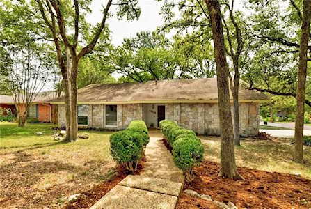 4809 Trail Crest CIR Austin, TX 78735