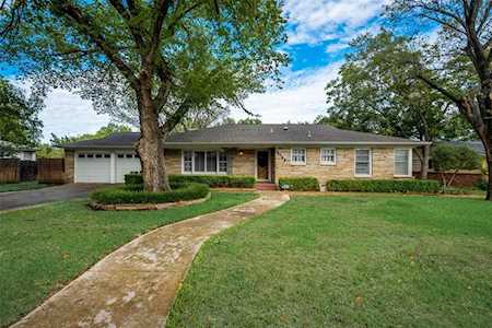 3704 Scranton Drive Richland Hills, TX 76118