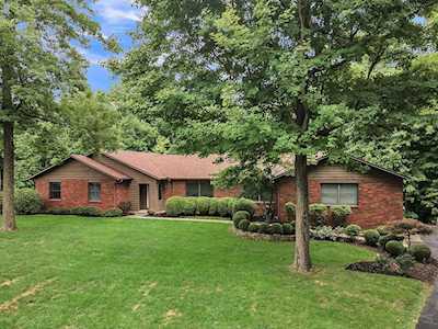 1296 Stratford Woods Drive Newark, OH 43055