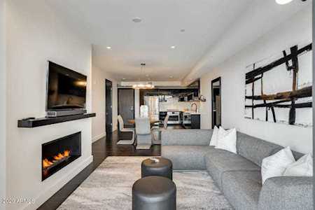 4422 N 75th Street #2009 Scottsdale, AZ 85251