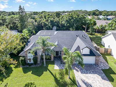 4550 Sweet Bay Avenue Melbourne, FL 32935