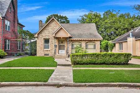 2142 Colquitt St Houston, TX 77098