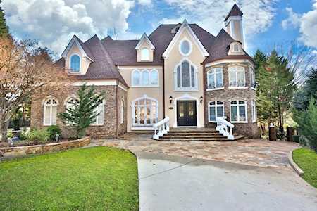 5080 Johns Creek Ct Johns Creek, GA 30022