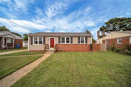309 Keith Ct Chesapeake, VA 23325
