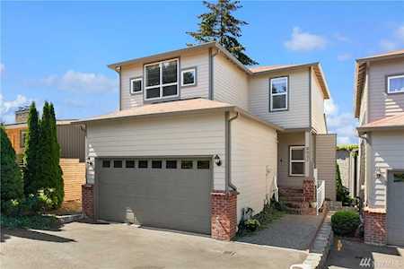 8031 118th Ave NE Kirkland, WA 98033