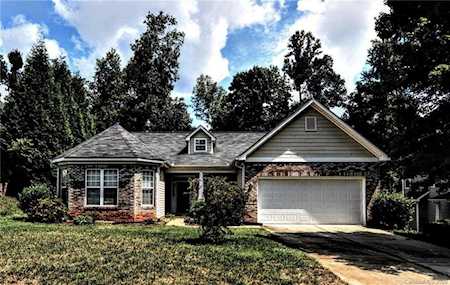 1581 Hawthorne Dr Indian Trail, NC 28079