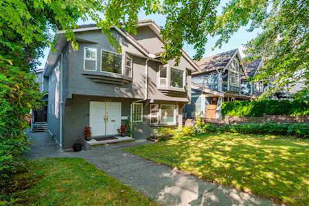 1133 E 15th Avenue Vancouver, BC V5T 2S7