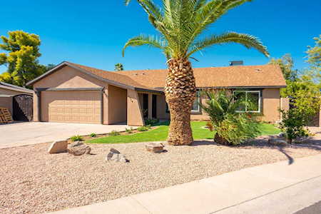 2914 E Michelle Drive Phoenix, AZ 85032