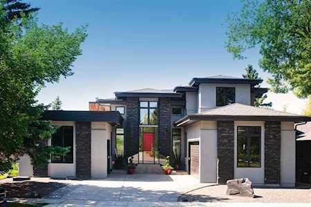 1811 Palliser Dr SW Calgary, AB T2V 4C4