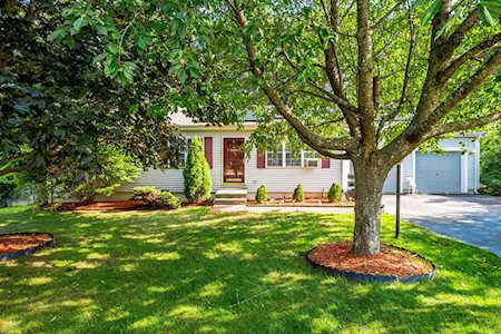65 Santoro Road Worcester, MA 01606