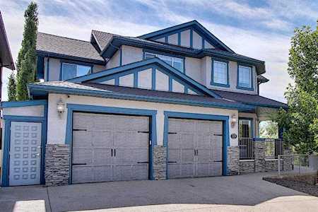1739 Hidden Creek Way NW Calgary, AB T3A 6H5