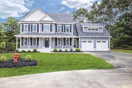 74 Lois Lane Taunton, MA 02780