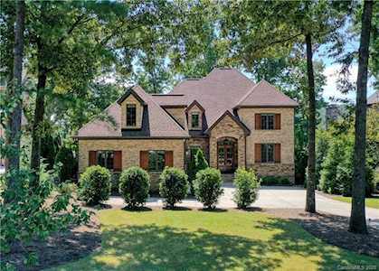 3253 Lake Pointe Dr Belmont, NC 28012