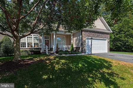 1 Arcadia Ct Ocean Pines, MD 21811