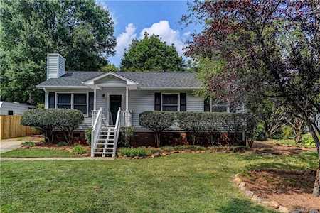20931 Sierra Vista Dr Cornelius, NC 28031