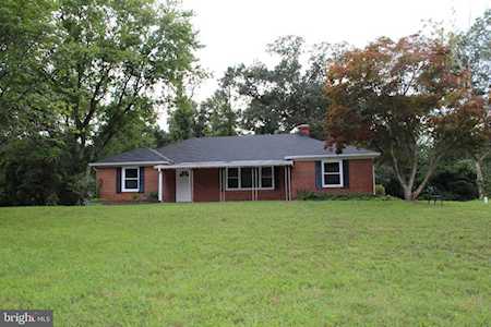 2254 Solomons Island Rd Huntingtown, MD 20639